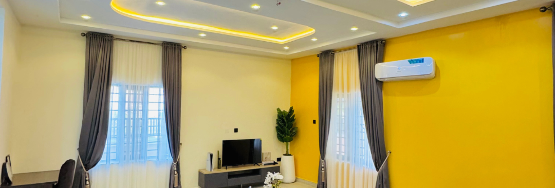 One Bedroom Apartment