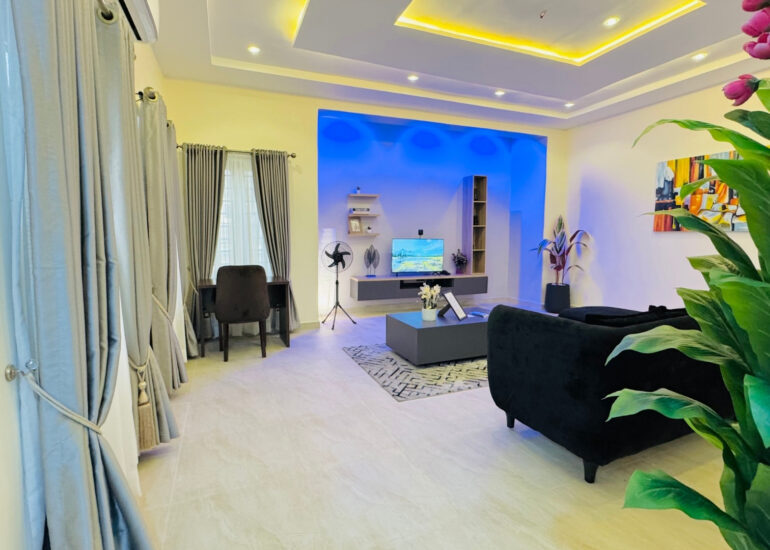 One Bedroom Apartment