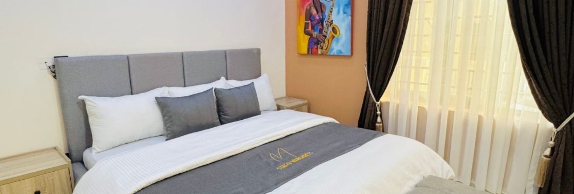 One Bedroom Apartment