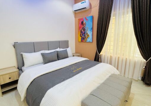 One Bedroom Apartment